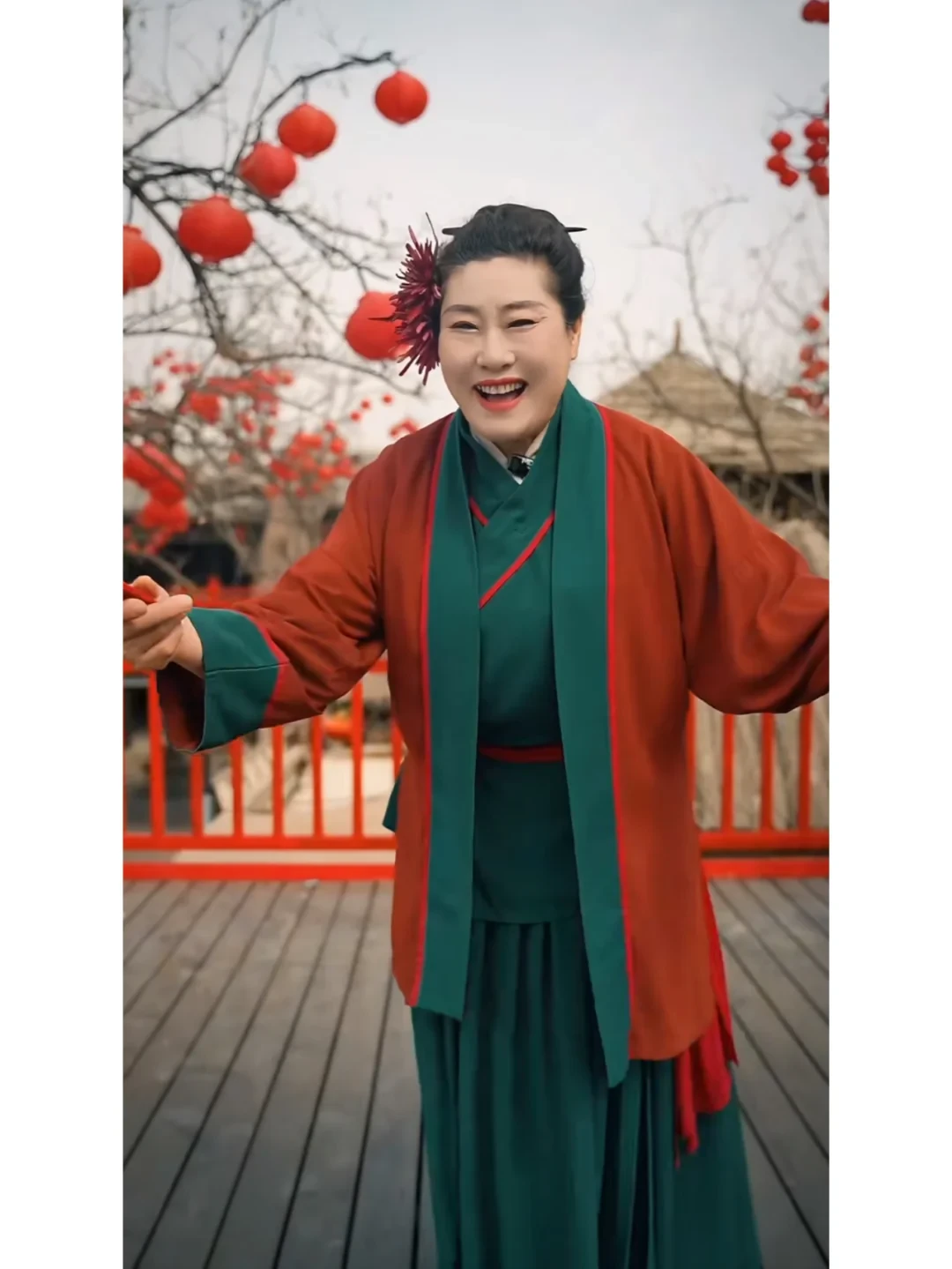 用户提供的王婆形象参考